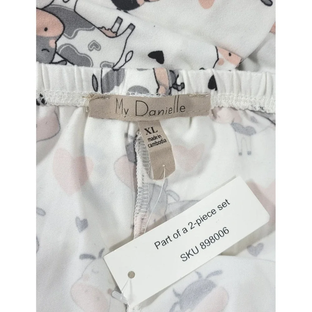 My Danielle Women's Buttery Soft Pajama Bottoms - White w/ Cows & Hearts - XL